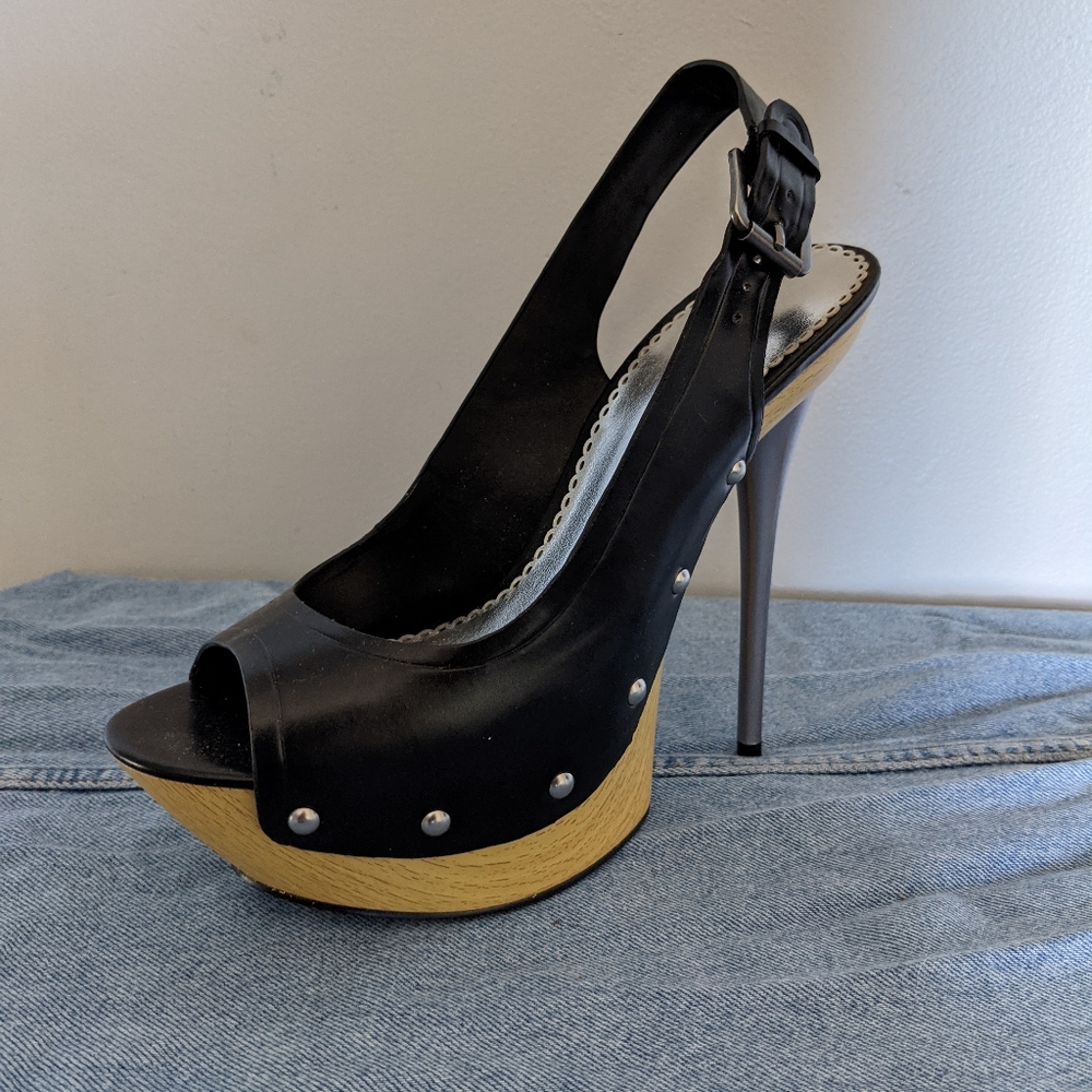 Bebe black peep toe sling back heels